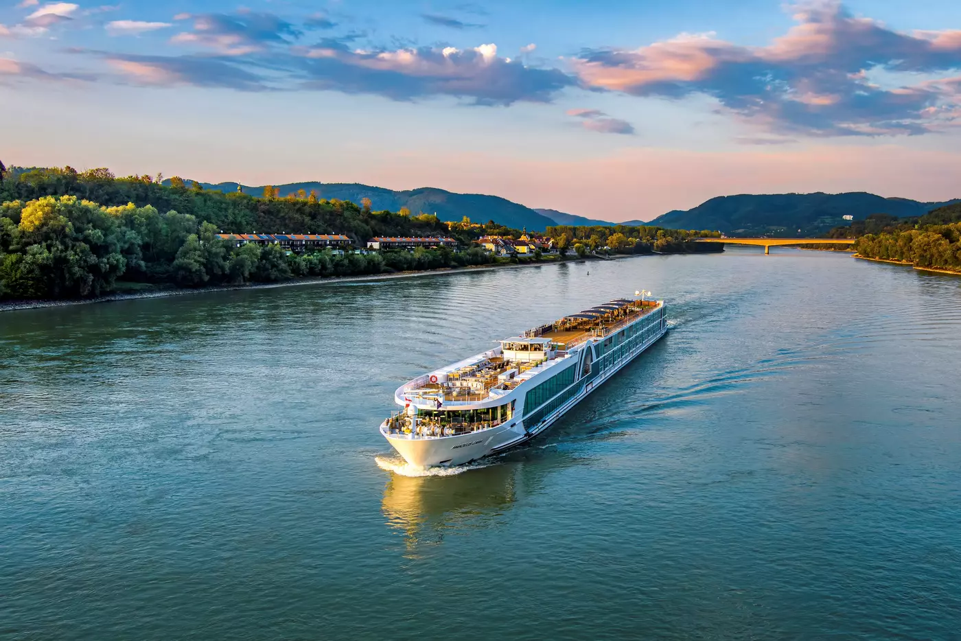 The AMADEUS Cara cruising the Danube through Austria&rsquo;s Wachau Valley